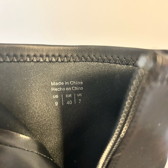 NEW- Ankle Boots size 9 - Picture 4 of 5